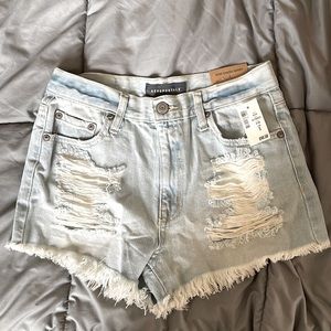 Aero cheeky shorts
